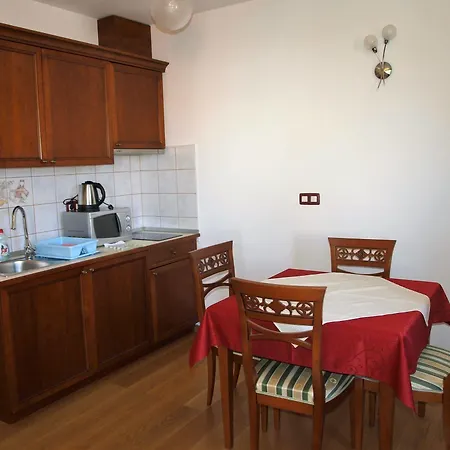 Armin Apartment *